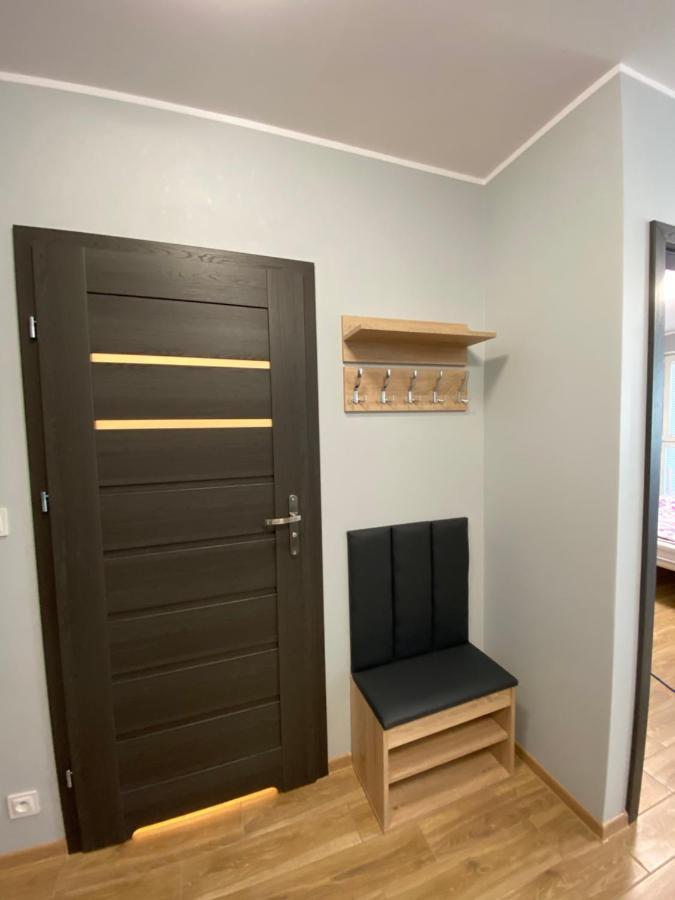 2 Tyskie Apartamenty Z Ogrodkiem Tychy Extérieur photo