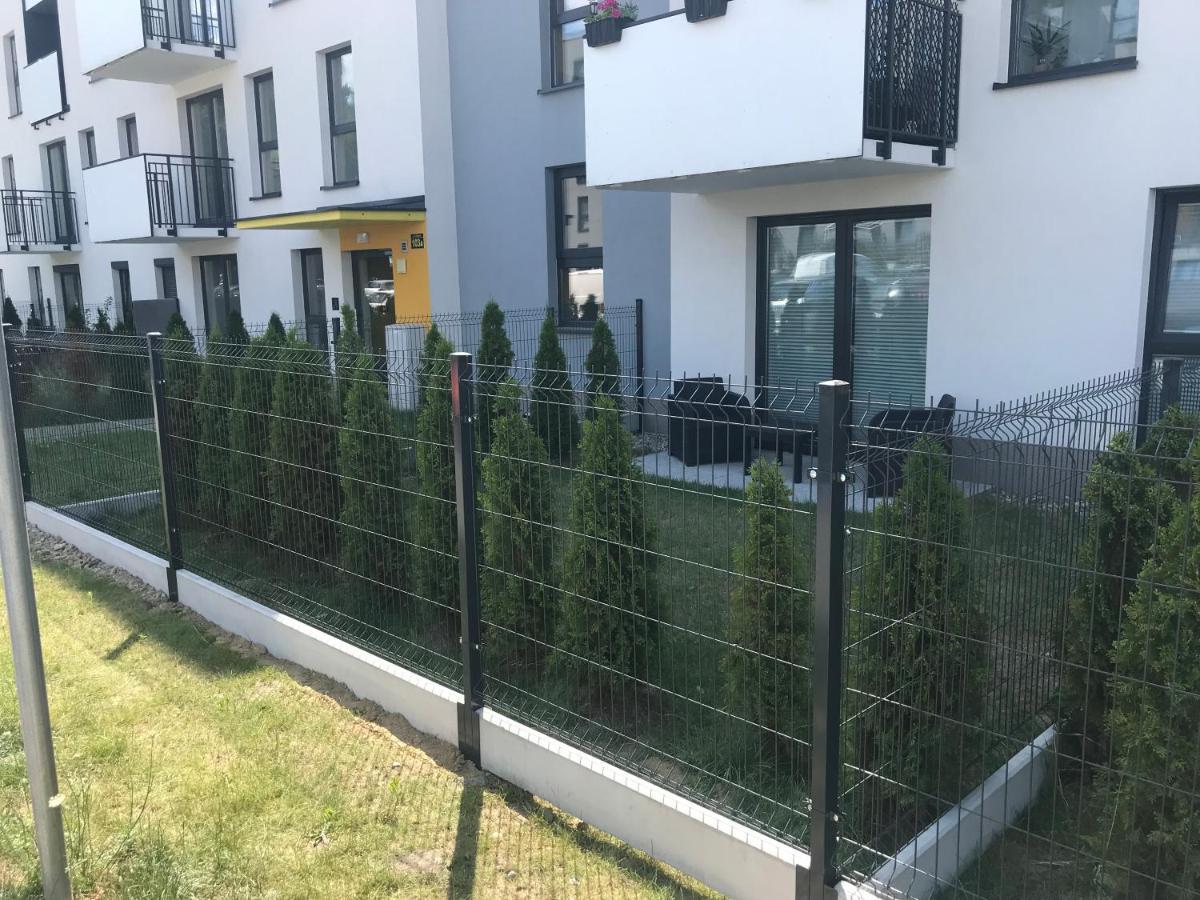 2 Tyskie Apartamenty Z Ogrodkiem Tychy Extérieur photo