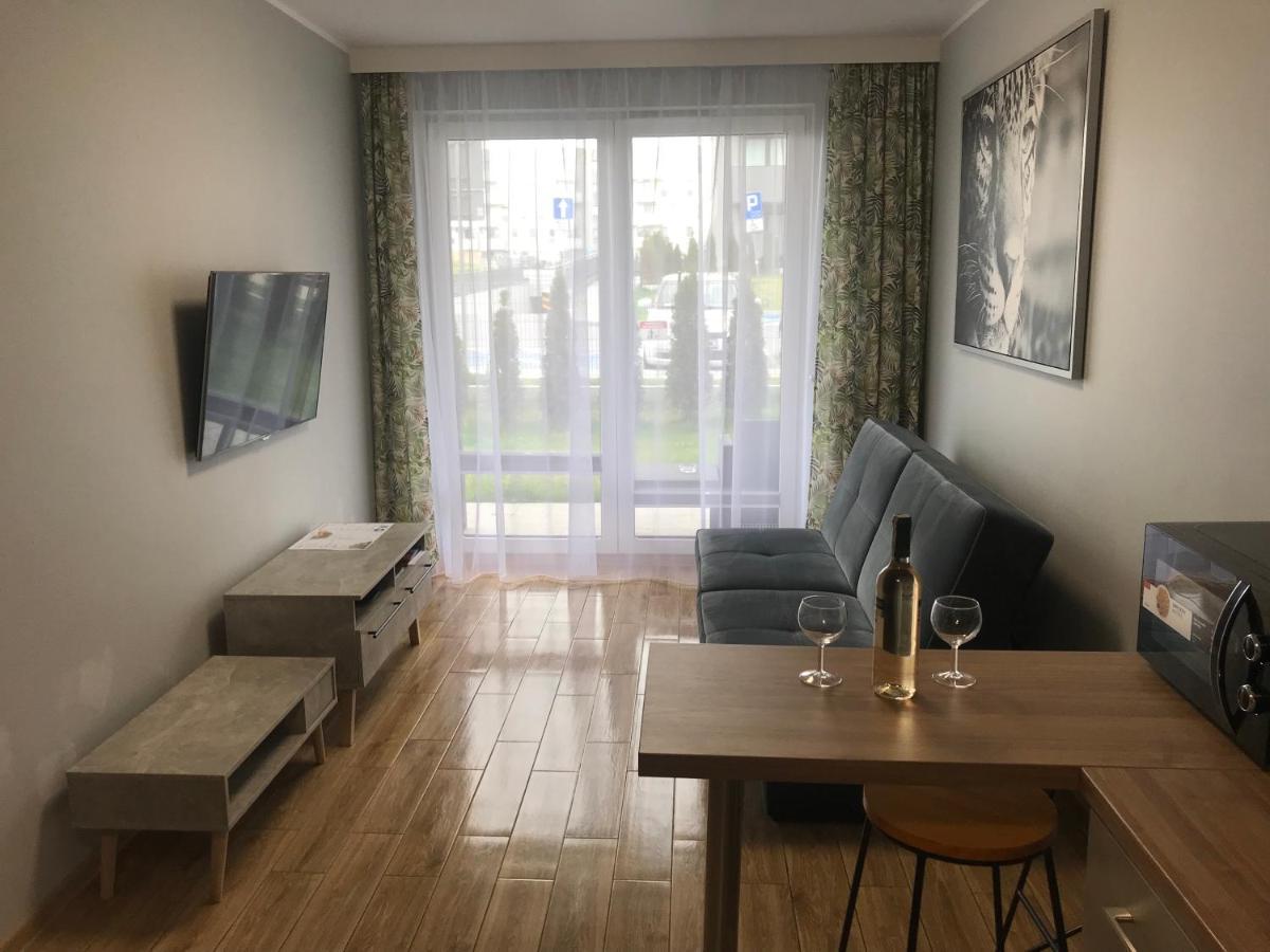 2 Tyskie Apartamenty Z Ogrodkiem Tychy Extérieur photo